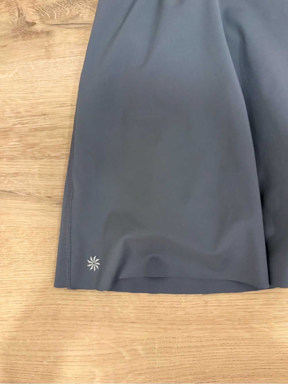Athleta A-Line Tipped Skort Size Small - Picture 7 of 9